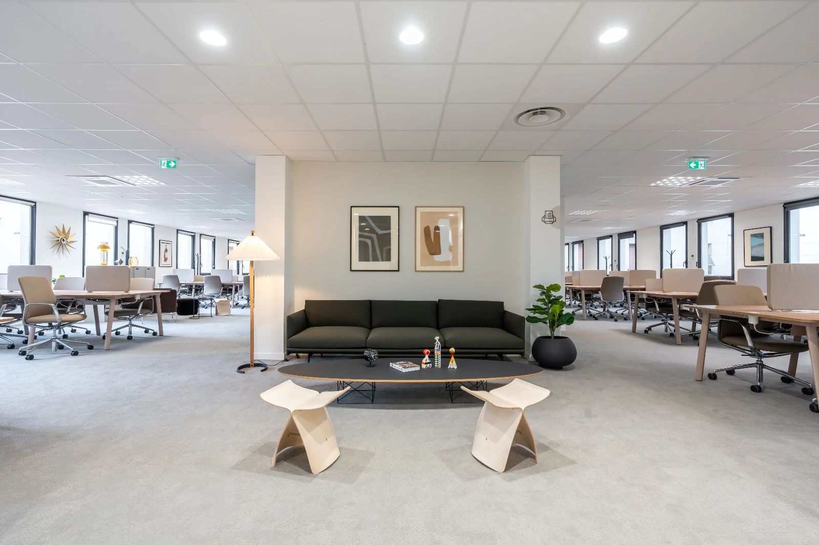 Bureau opéré · 65 à 72 postes · rue de Monceau, Paris 8e — photo 9/19