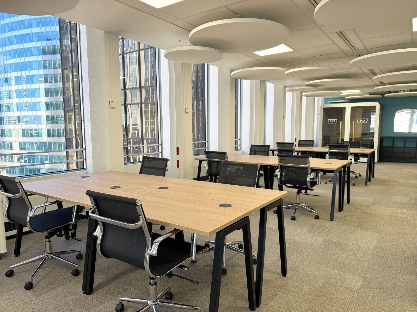 Coworking · 270 postes · rasse Boieldieu, Puteaux — photo 5/9
