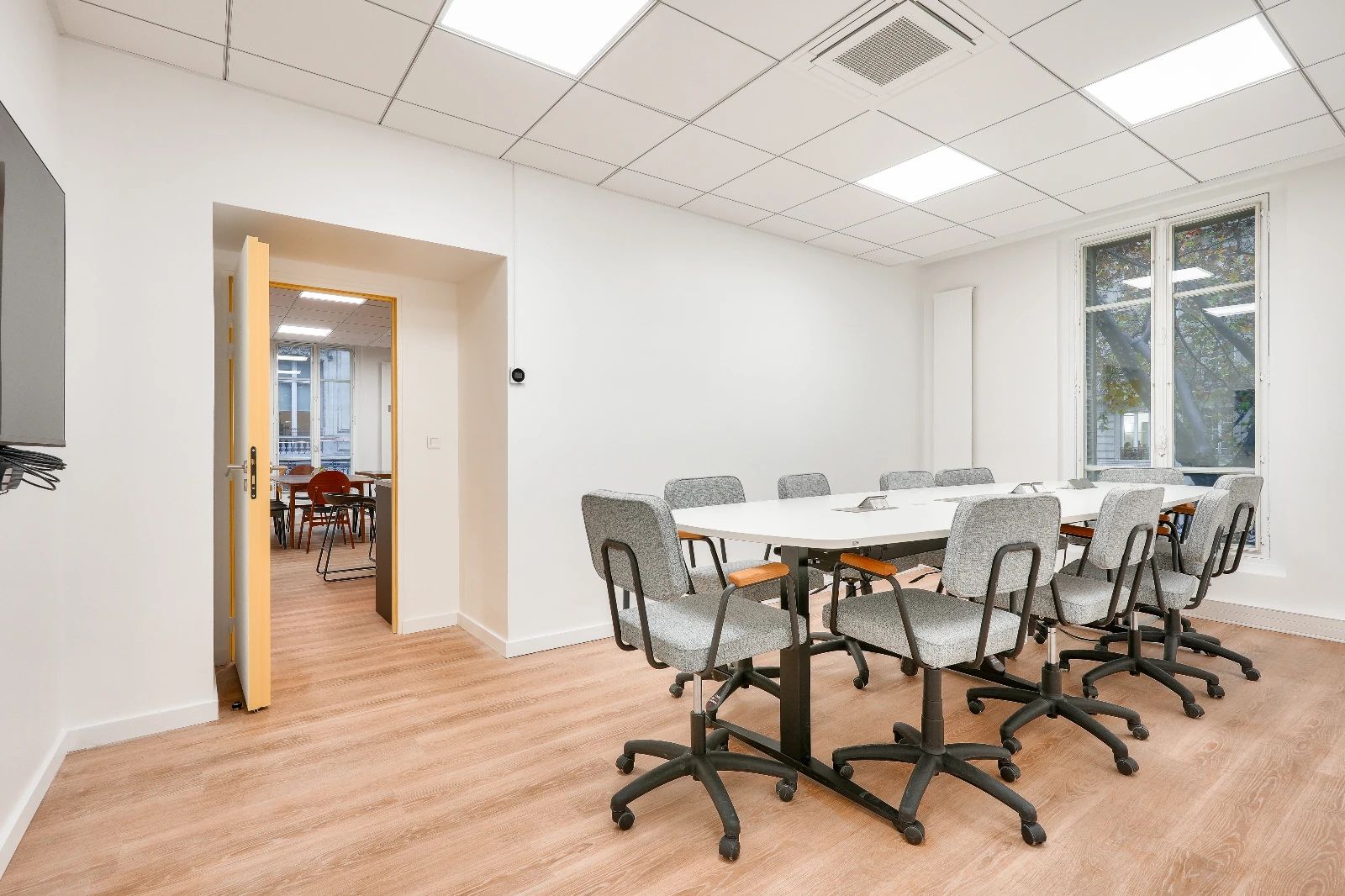 Bureau opéré · 25 à 30 postes · boulevard Haussmann, Paris 8e — photo 11/13