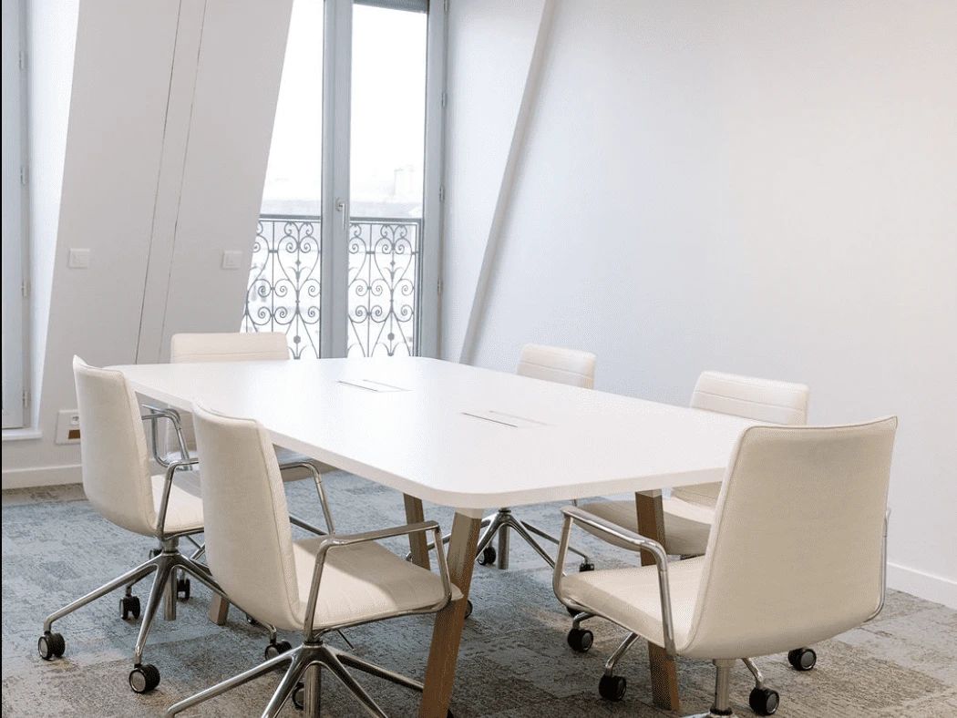 Coworking · 1 à 103 postes · avenue Marceau, Paris 16e — photo 5/8