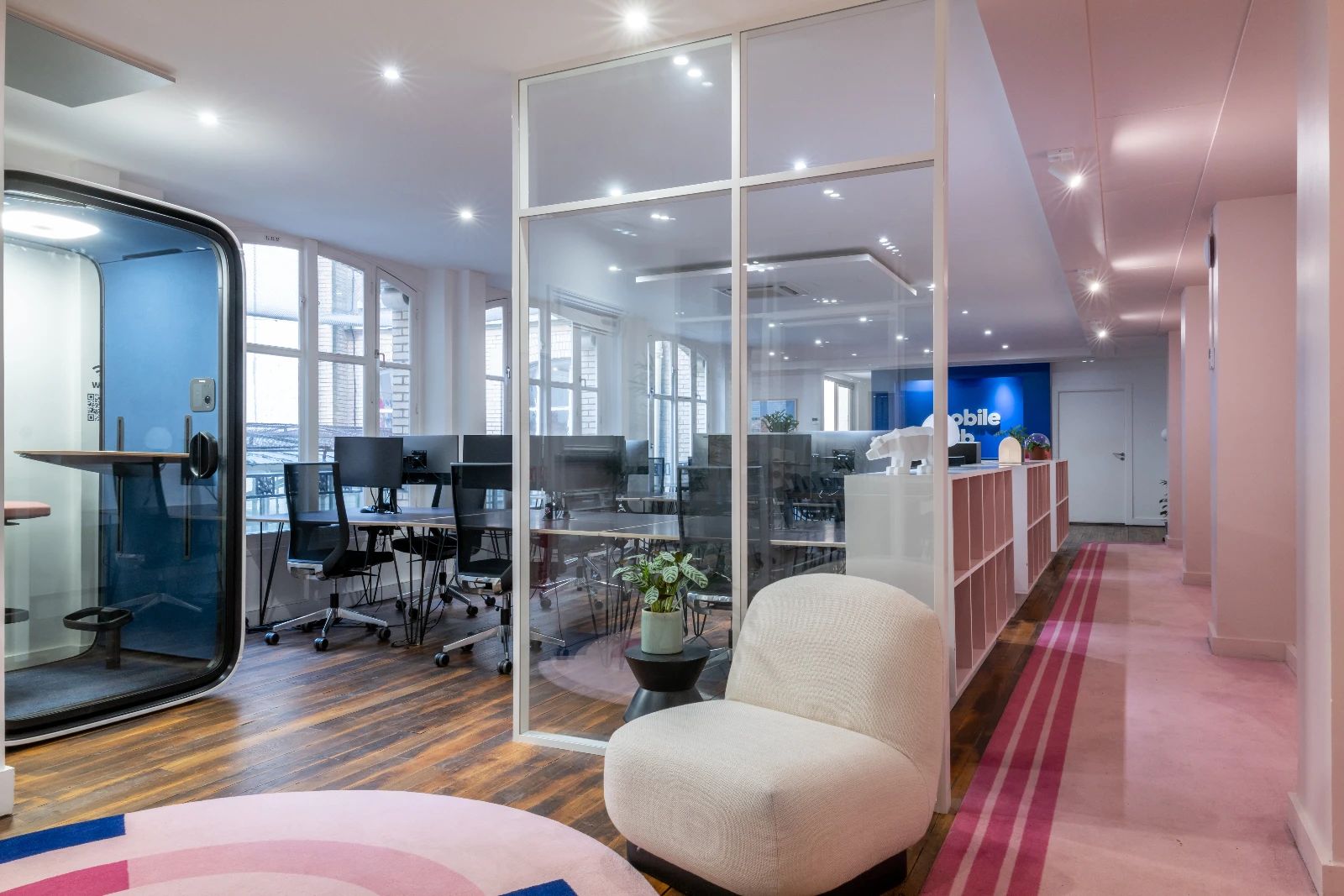 Bureau opéré · 32 à 40 postes · rue d'Édimbourg, Paris 8e — photo 1/6