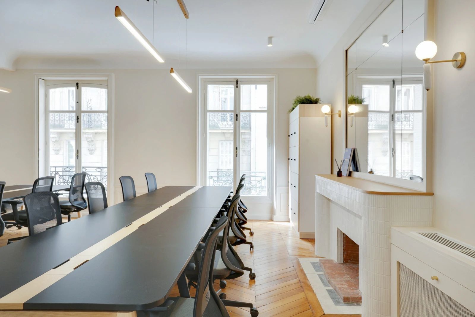 Bureau opéré · 50 postes · rue Daubigny, Paris 17e — photo 4/10