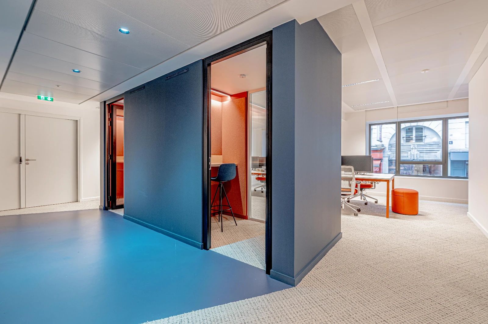 Bureau opéré · 120 à 134 postes · rue Lamartine, Paris 9e — photo 2/19