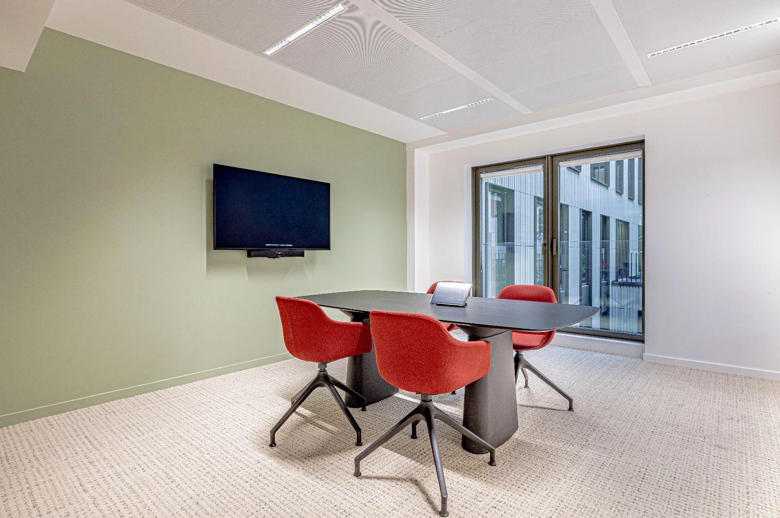 Bureau opéré · 120 à 134 postes · rue Lamartine, Paris 9e — photo 6/19