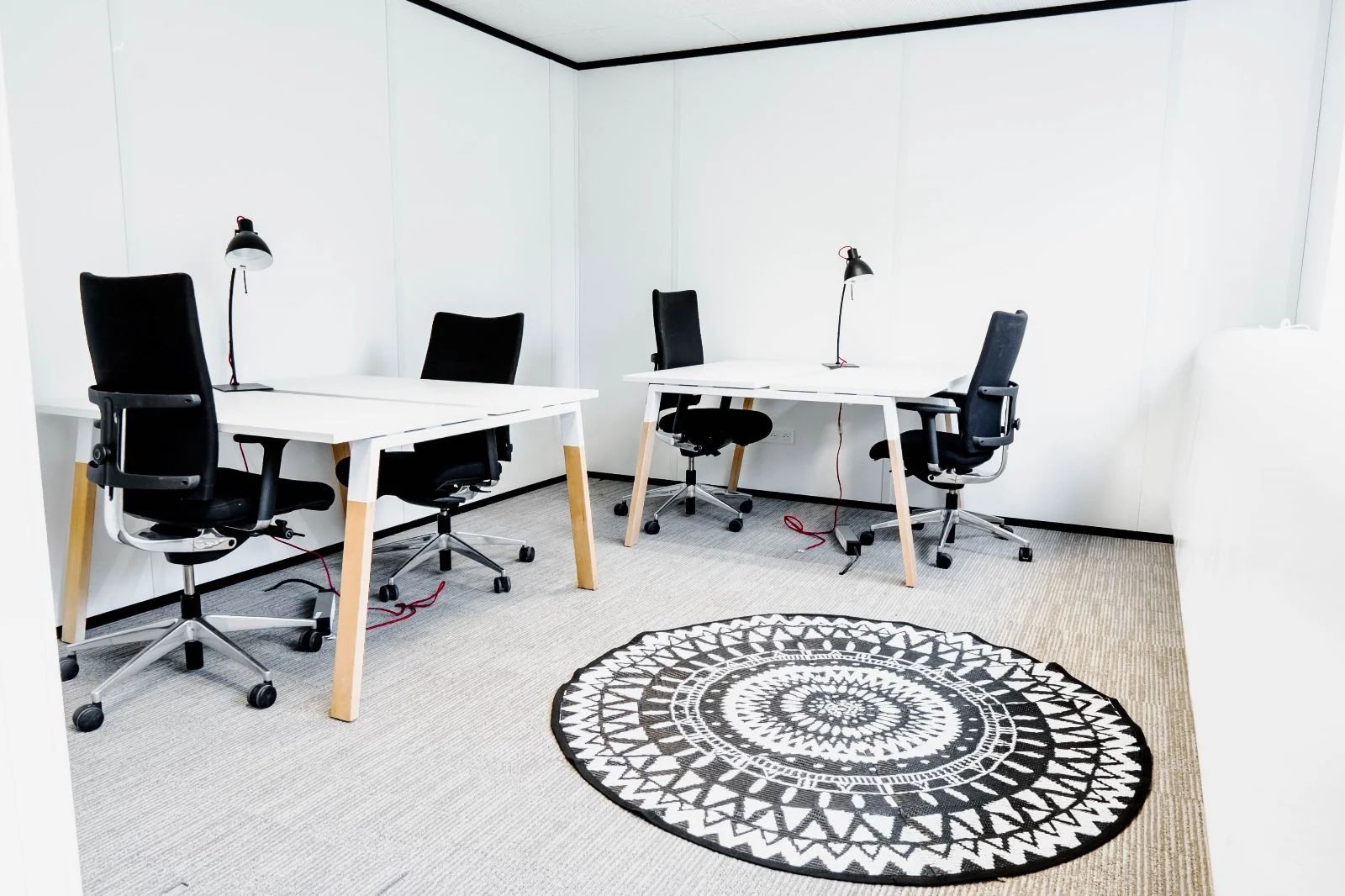 Bureau opéré · 79 à 81 postes · rue de Villiers, Neuilly-Sur-Seine — photo 4/14