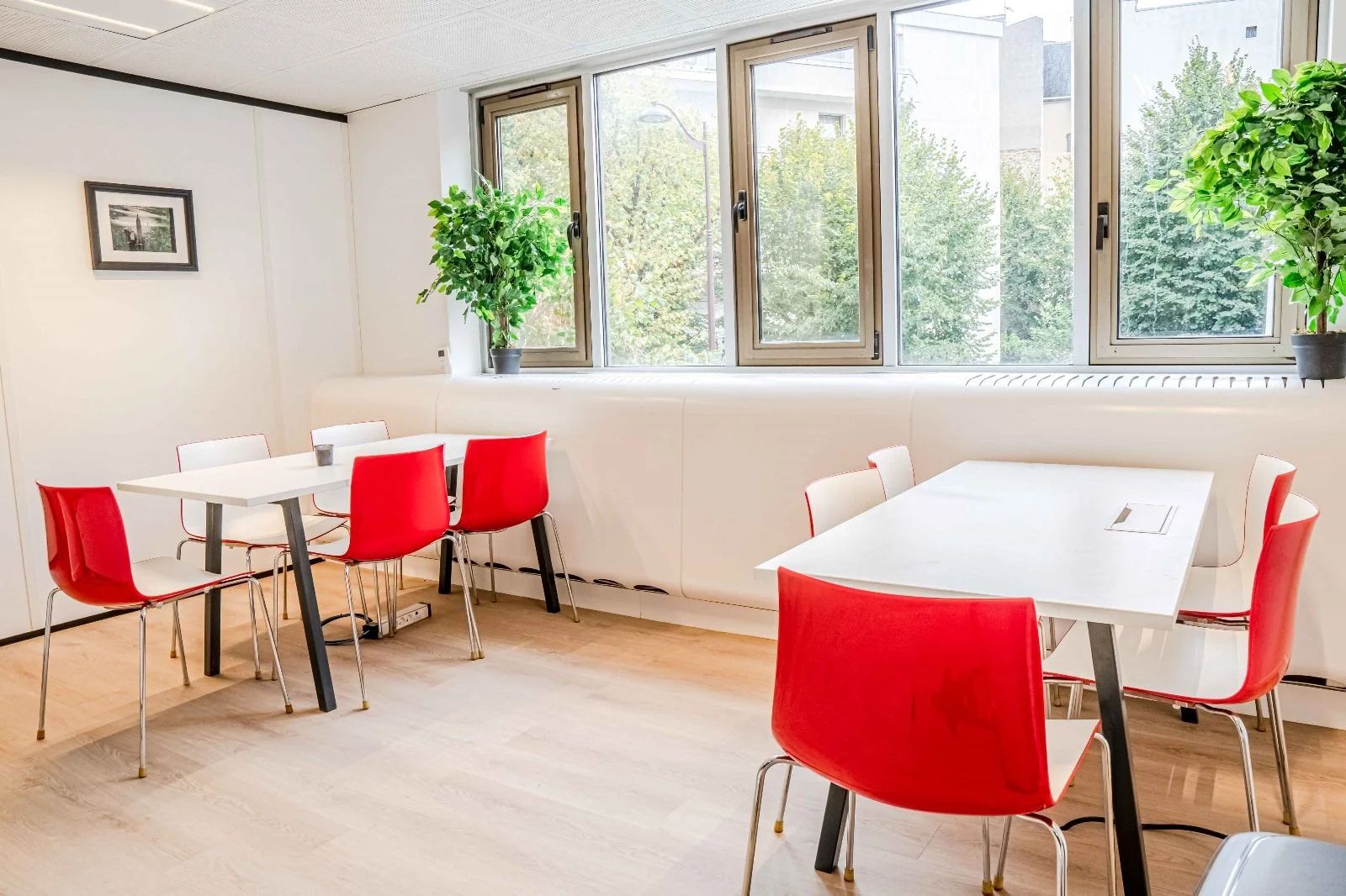 Bureau opéré · 79 à 81 postes · rue de Villiers, Neuilly-Sur-Seine — photo 5/14