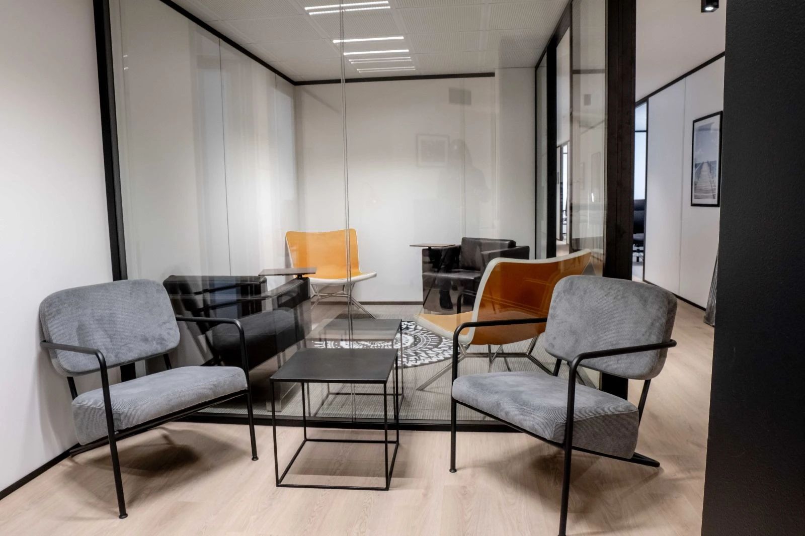 Bureau opéré · 79 à 81 postes · rue de Villiers, Neuilly-Sur-Seine — photo 6/14