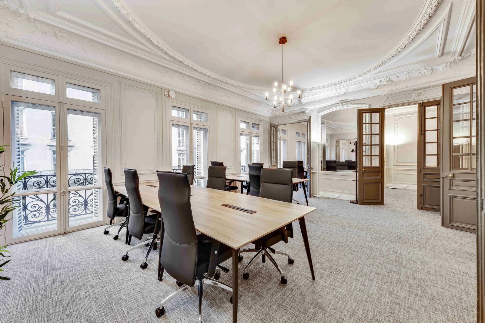Bureau opéré · 24 à 26 postes · rue Saint-Lazare, Paris 9e — photo 3/11