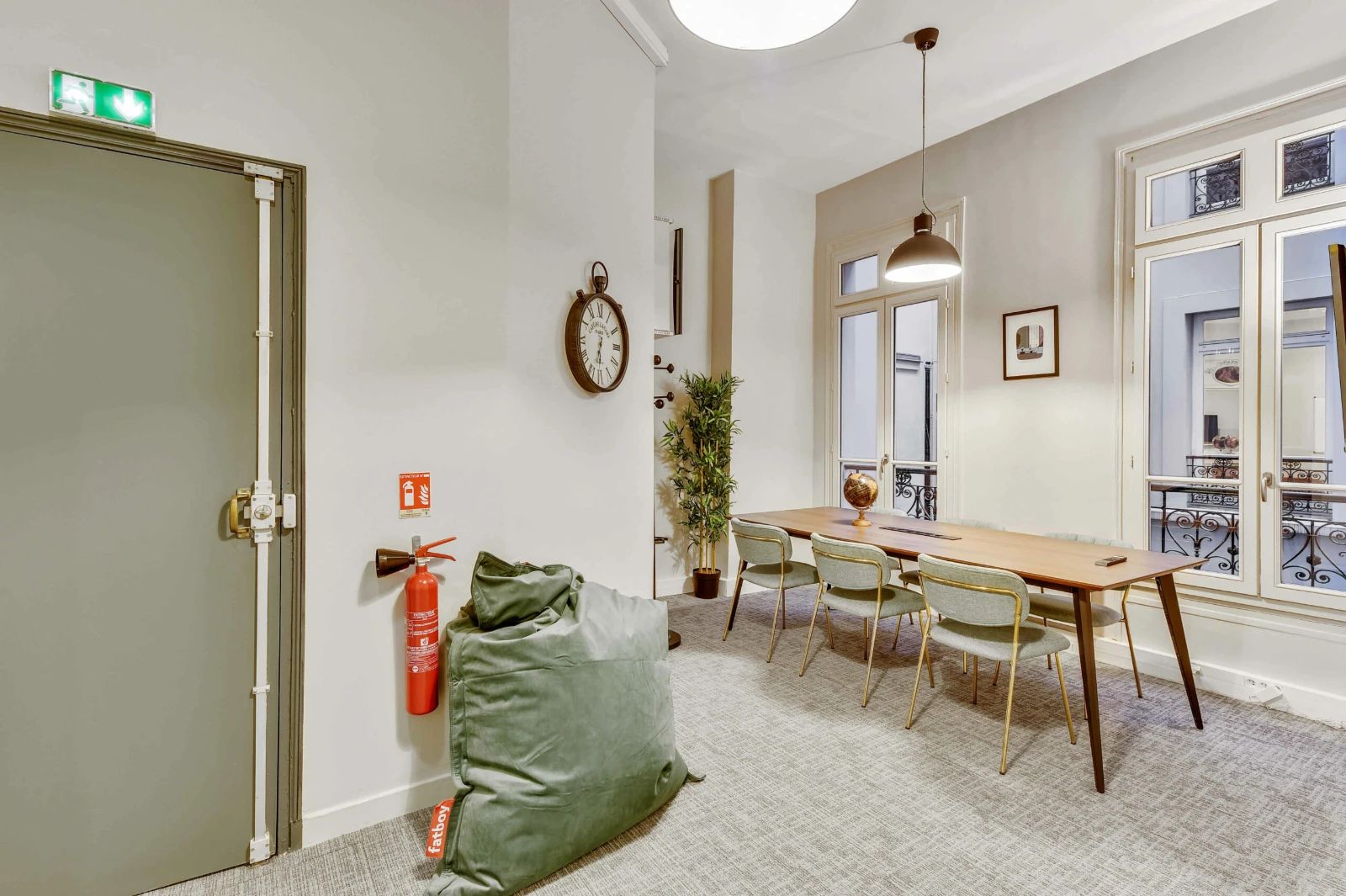 Bureau opéré · 24 à 26 postes · rue Saint-Lazare, Paris 9e — photo 8/11