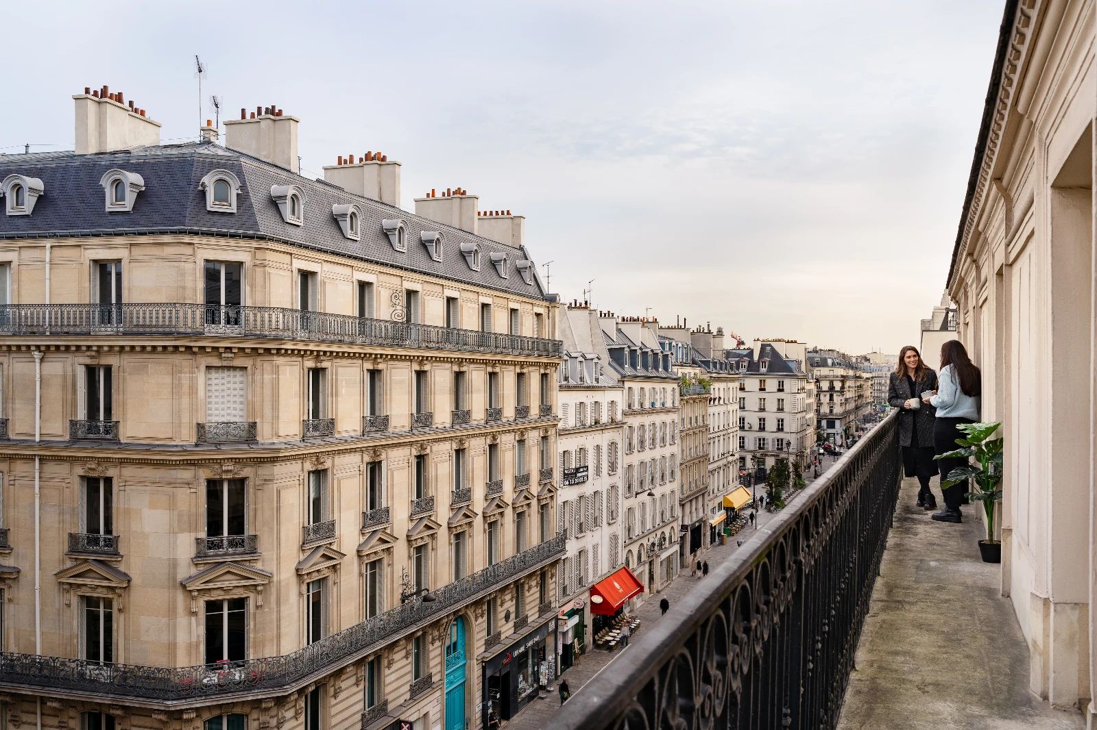 Bureau opéré · 15 postes · rue de Châteaudun, Paris 9e — photo 5/7