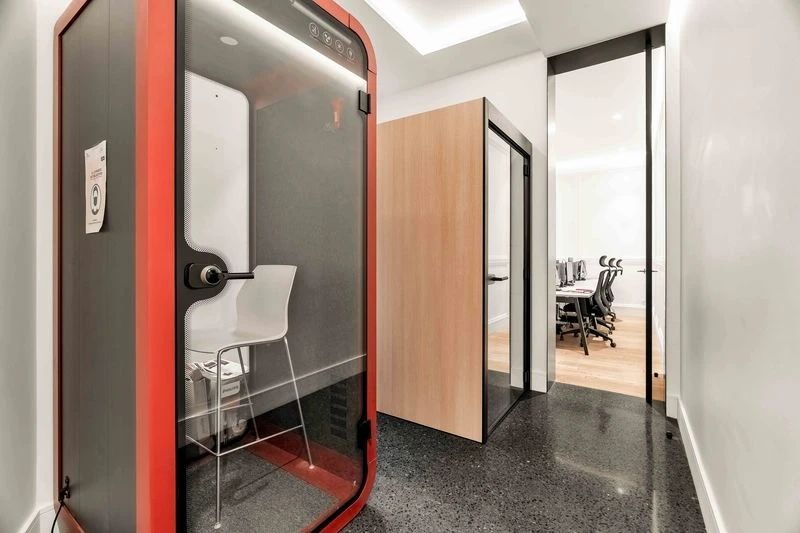 Bureau opéré · 20 à 28 postes · avenue Franklin Delano Roosevelt, Paris 8e — photo 9/11