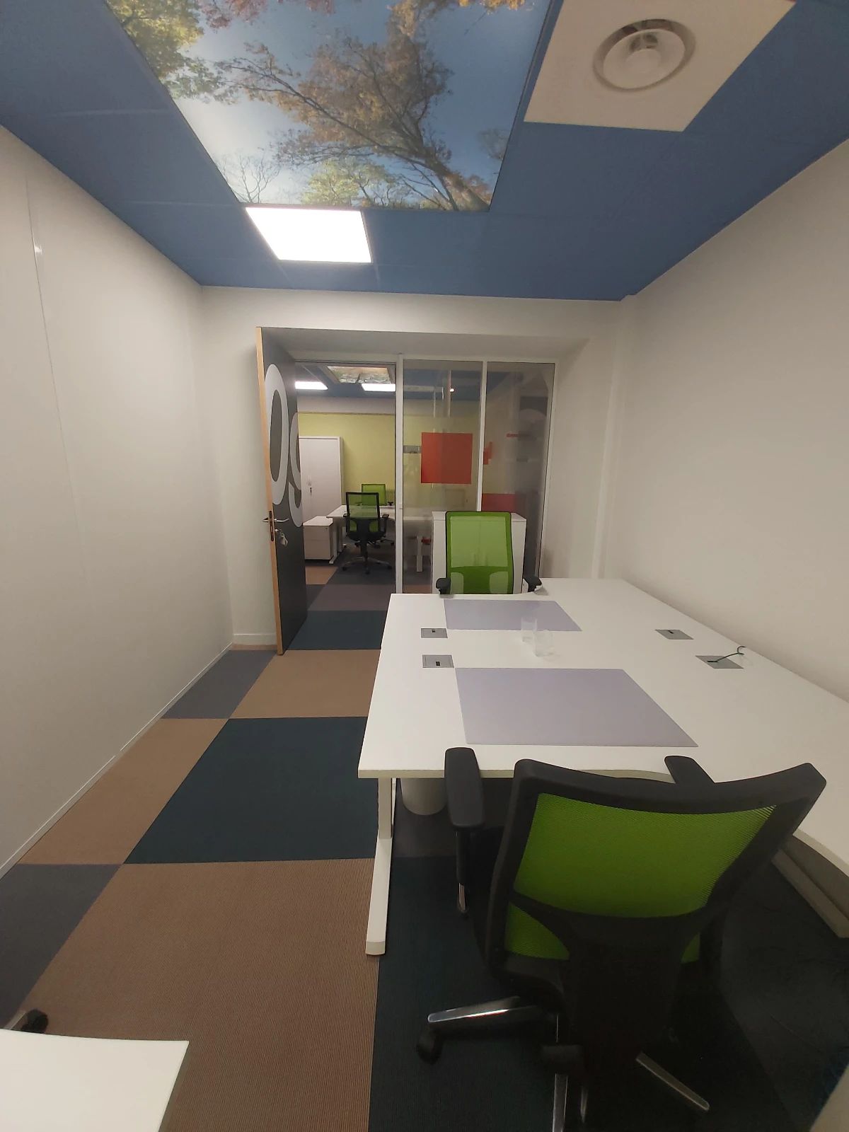Coworking · 120 postes · avenue Parmentier, Paris 11e — photo 2/4