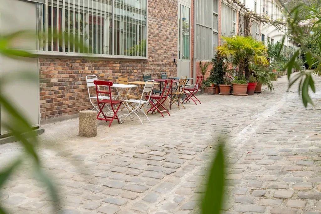 Bureau opéré · 15 à 20 postes · rue Oberkampf, Paris 11e — photo 3/25