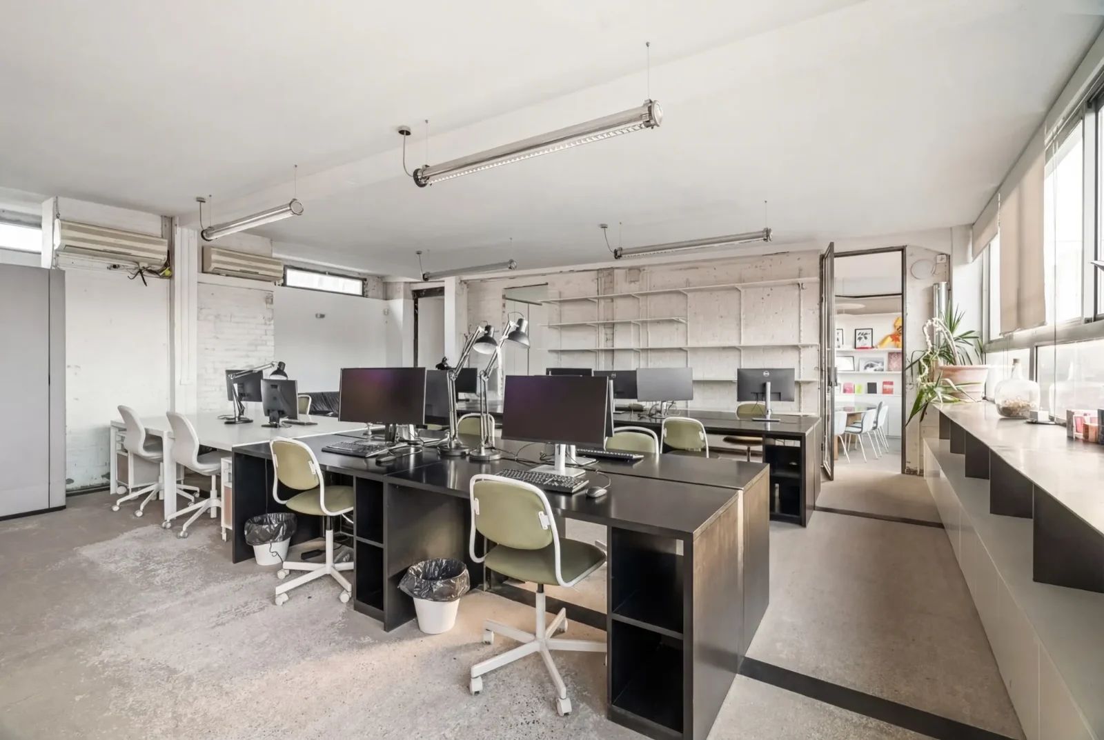 Bureau opéré · 32 postes · boulevard de la Bastille, Paris 12e — photo 3/15