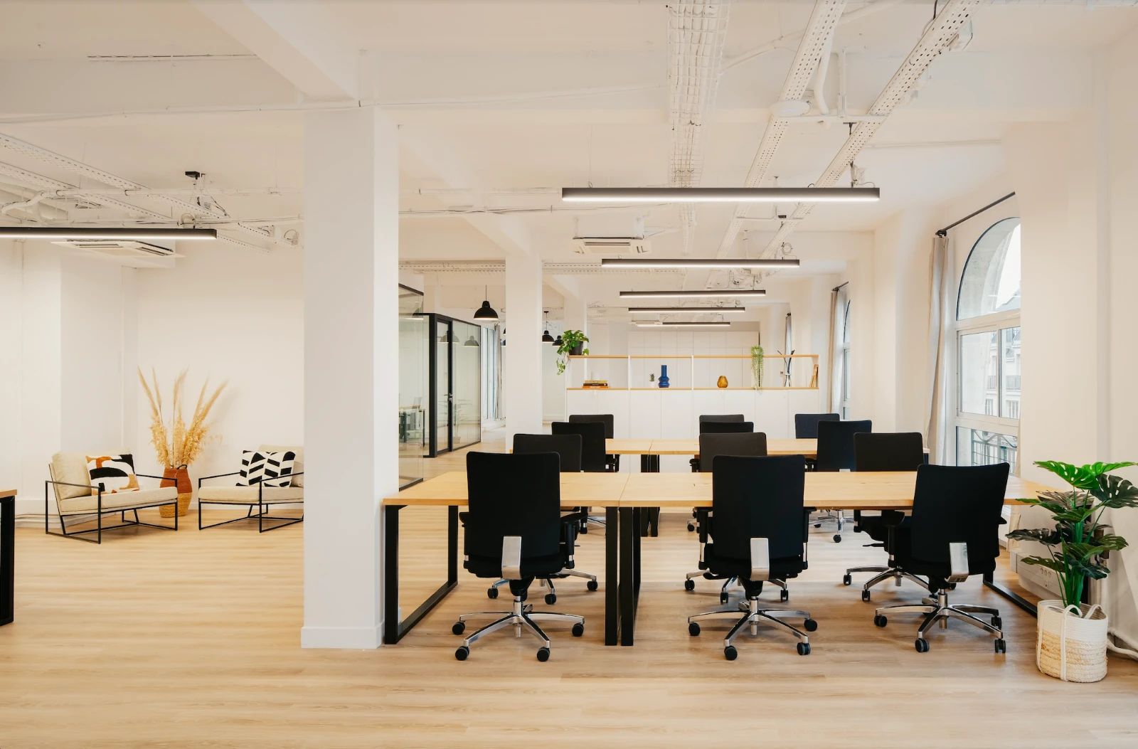 Bureau opéré · 45 à 50 postes · rue du Louvre, Paris 2e — photo 2/6