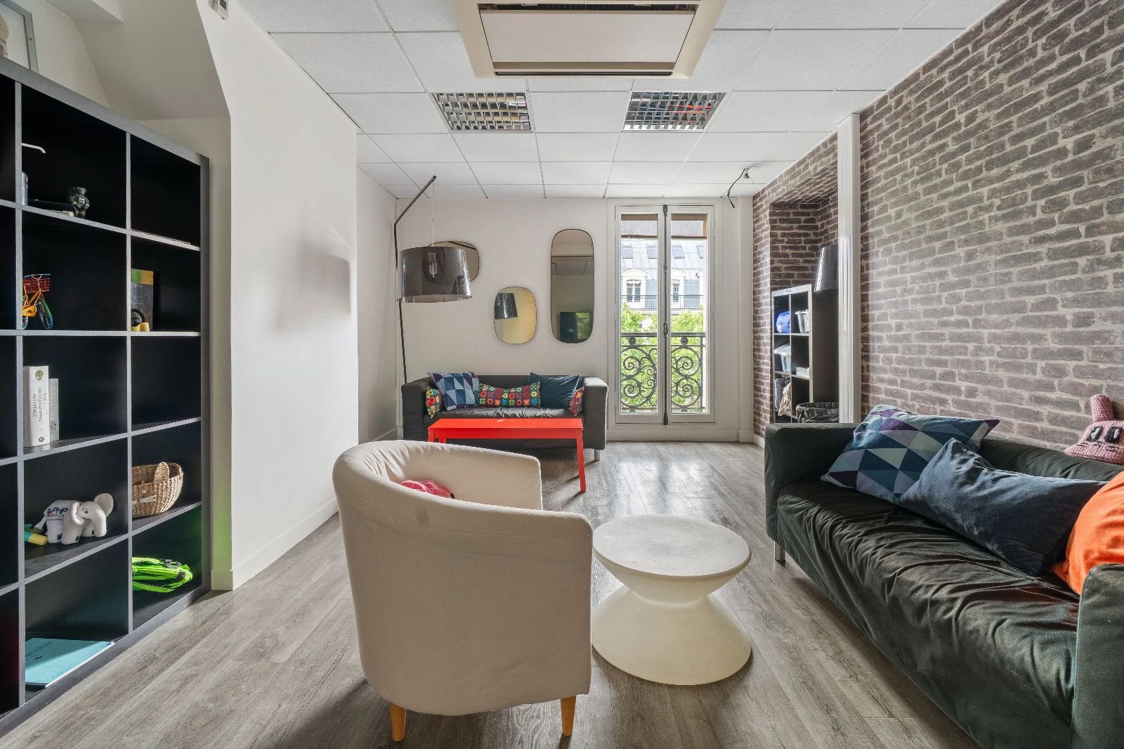 Bureau opéré · 1 à 16 postes · rue de Palestro, Paris 2e — photo 4/19