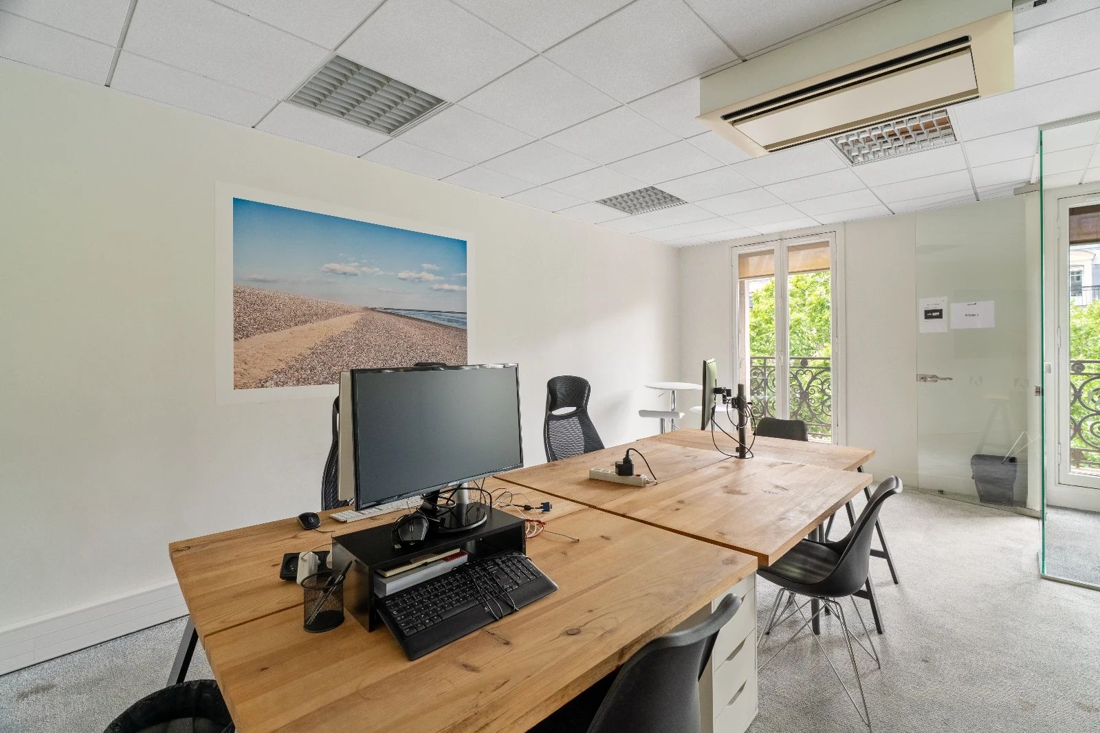 Bureau opéré · 1 à 16 postes · rue de Palestro, Paris 2e — photo 6/19