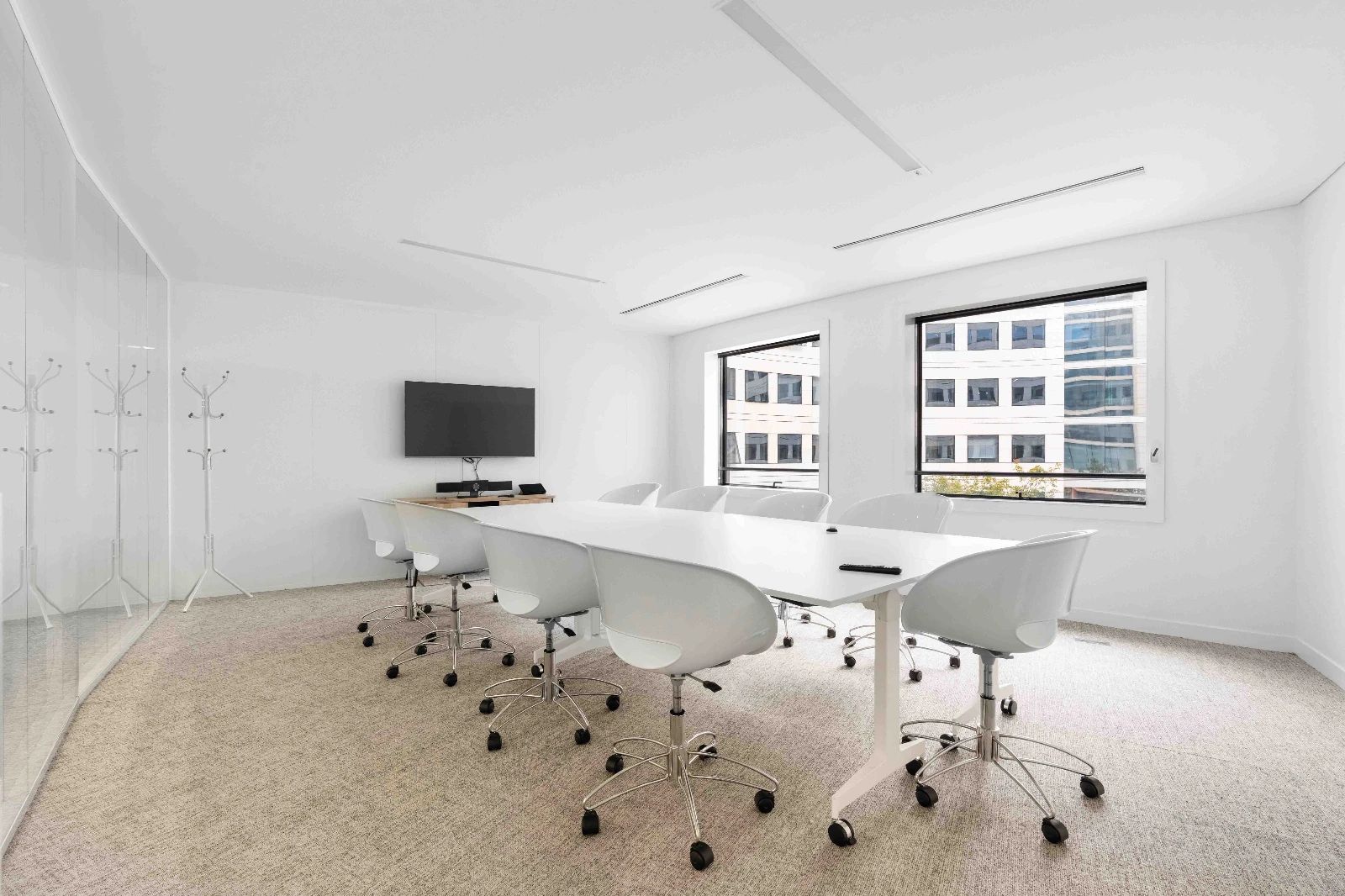 Bureau opéré · 45 à 52 postes · rue Anatole, Levallois-Perret — photo 2/14