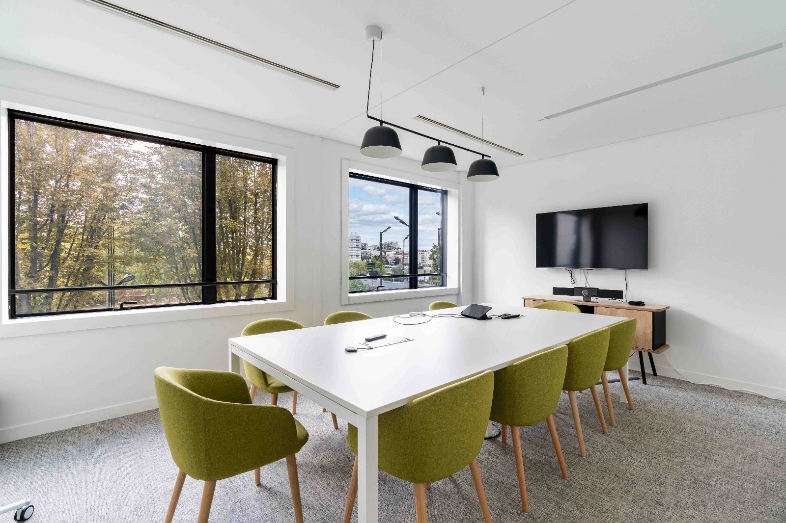 Bureau opéré · 45 à 52 postes · rue Anatole, Levallois-Perret — photo 5/14