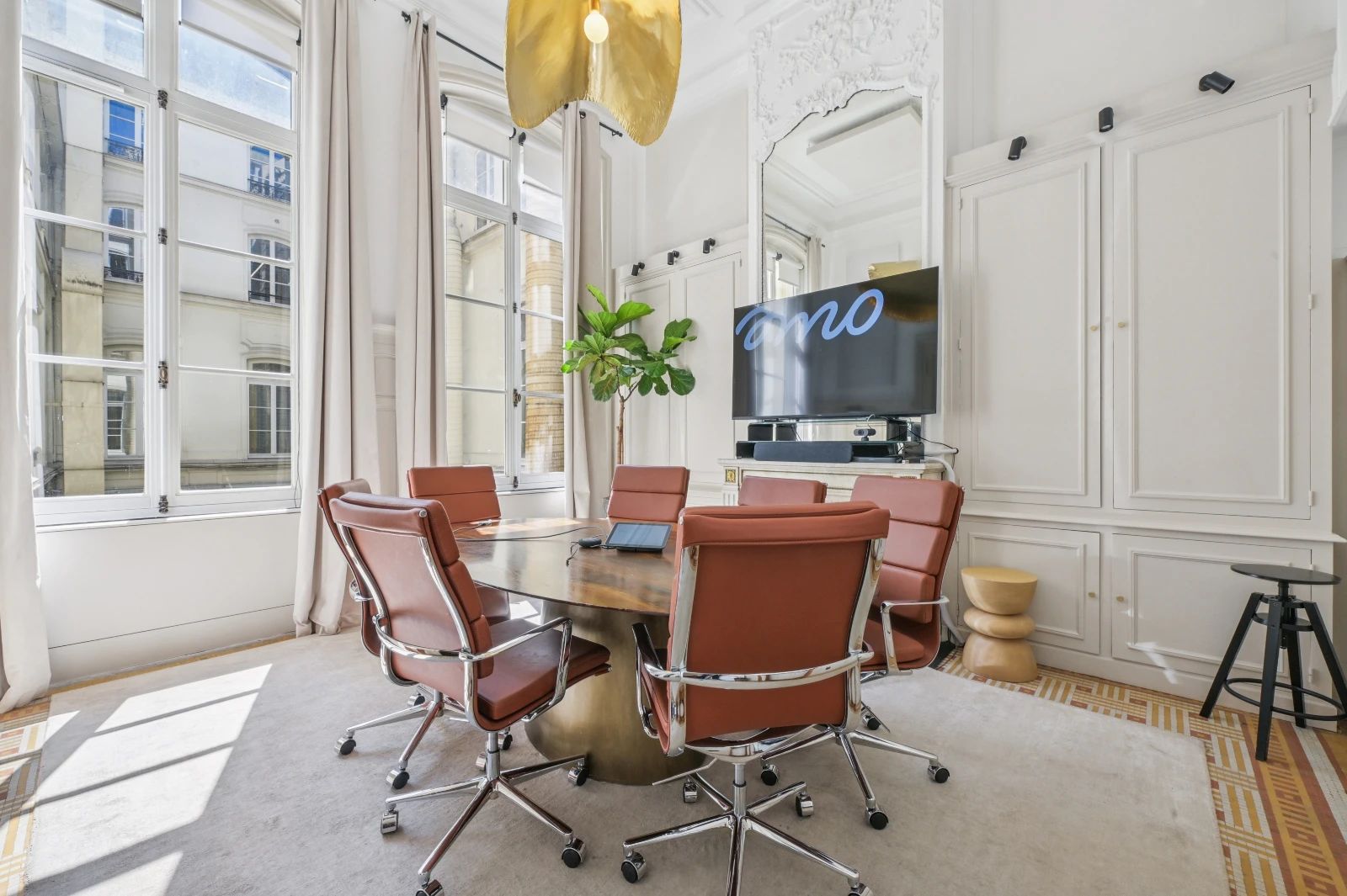 Bureau opéré · 90 à 94 postes · rue de la Michodière, Paris 2e — photo 13/42