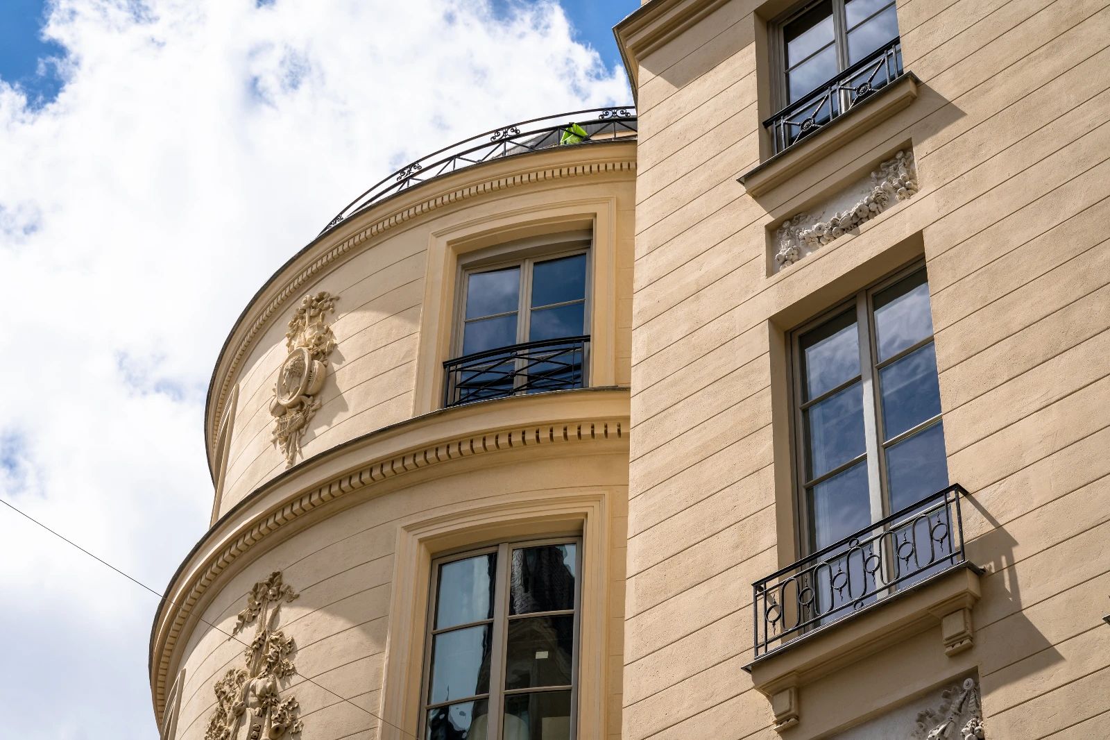 Bureau opéré · 55 à 62 postes · rue de Caumartin, Paris 9e — photo 2/3