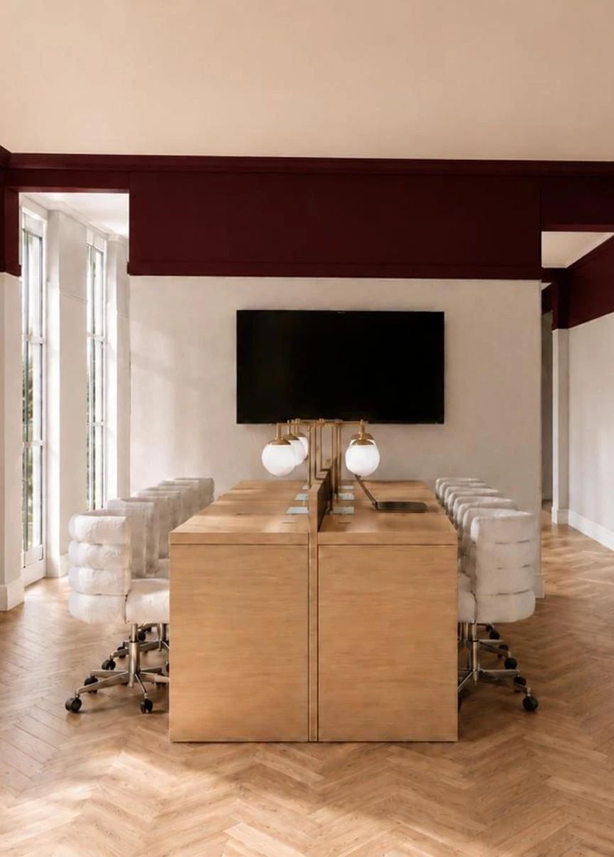 Bureau opéré · 35 à 44 postes · boulevard Saint-Martin, Paris 3e — photo 2/6