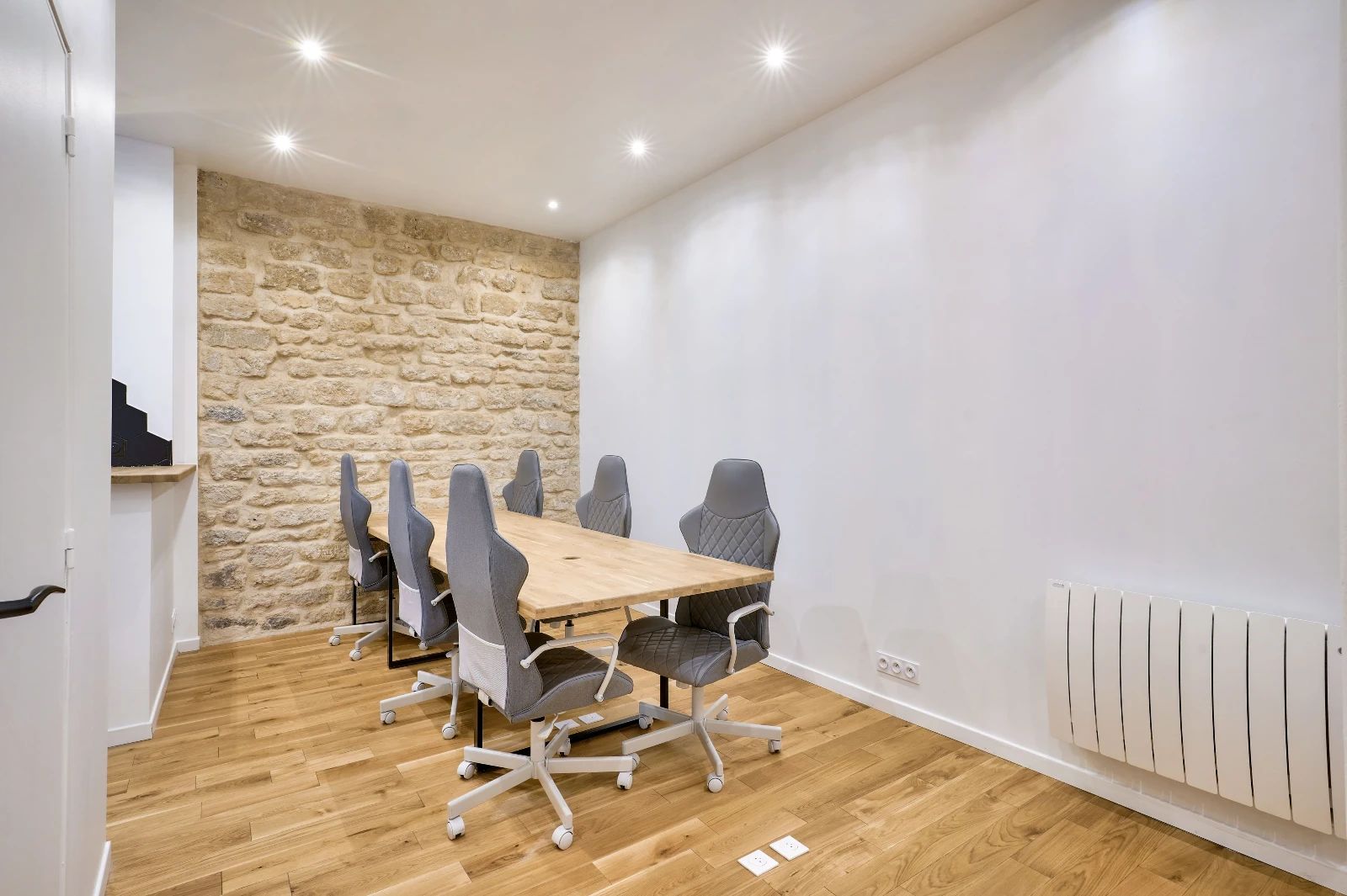 Bureau opéré · 10 à 12 postes · rue Blanche, Paris 9e — photo 2/5