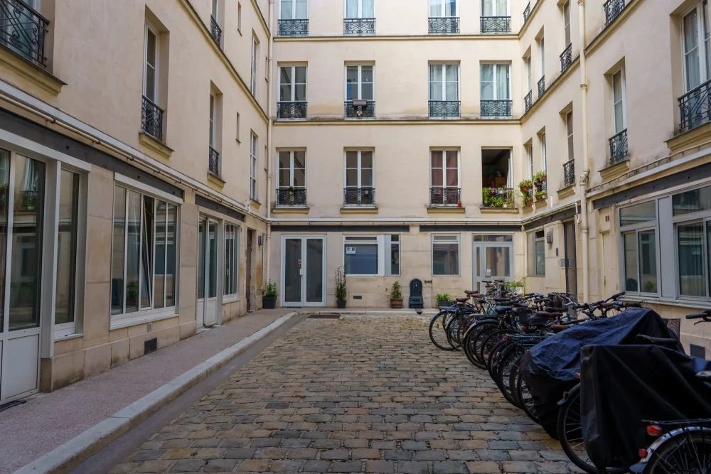 139 rue du Faubourg Saint-Denis, bureau flexible à 75010 Paris — photo 1/6