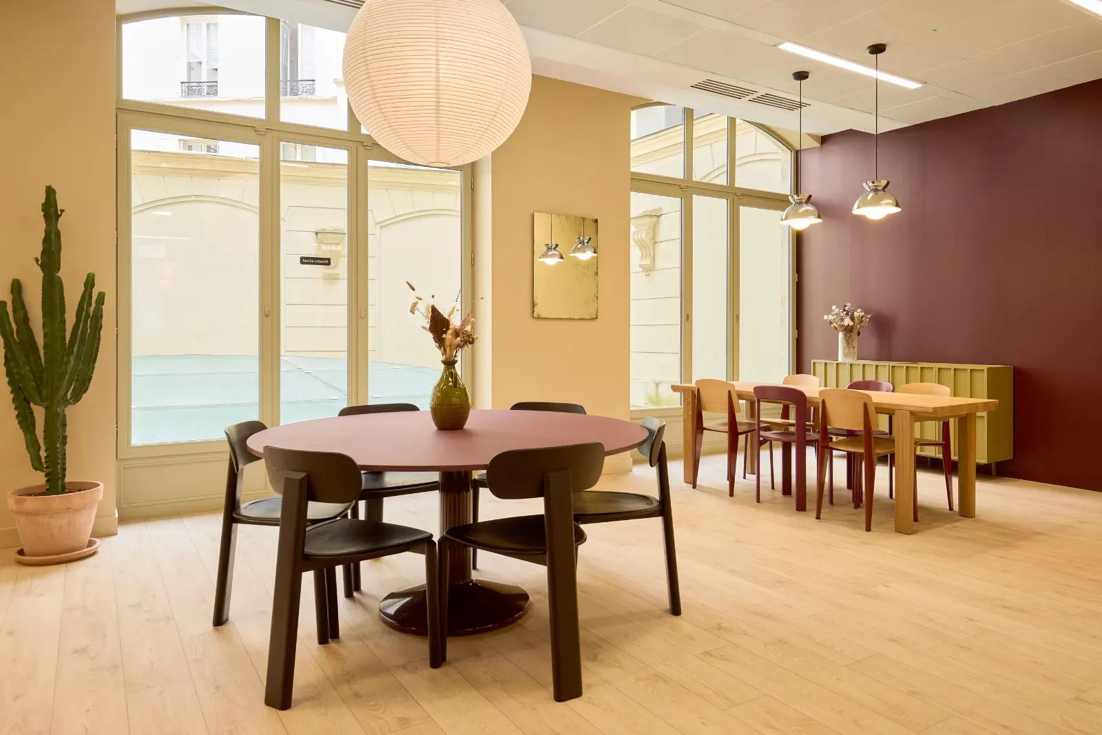 Coworking · 1 à 265 postes · rue du Général-Foy, Paris 8e — photo 8/8