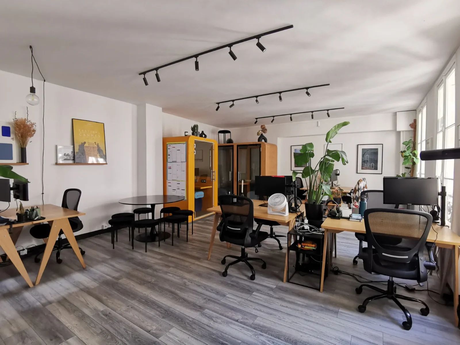 Bureau opéré · 1 à 8 postes · rue du Caire, Paris 2e — photo 2/7