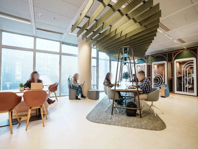 Coworking · 850 postes · esplanade du Général de Gaulle, Courbevoie — photo 2/18