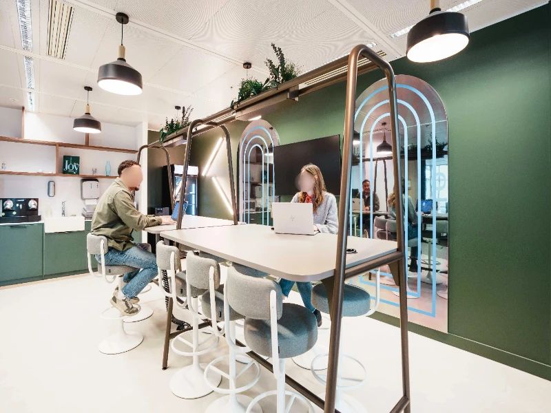 Coworking · 850 postes · esplanade du Général de Gaulle, Courbevoie — photo 3/18
