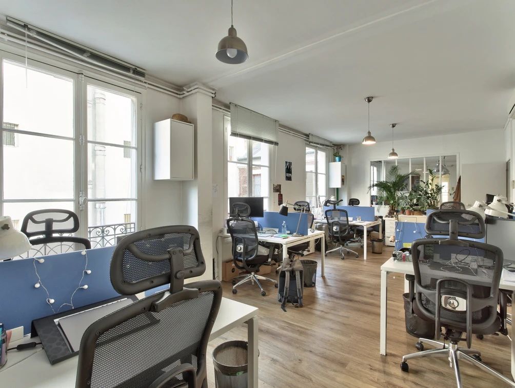 Prestation de services · 18 postes · rue Milton, Paris 9e — photo 12/17