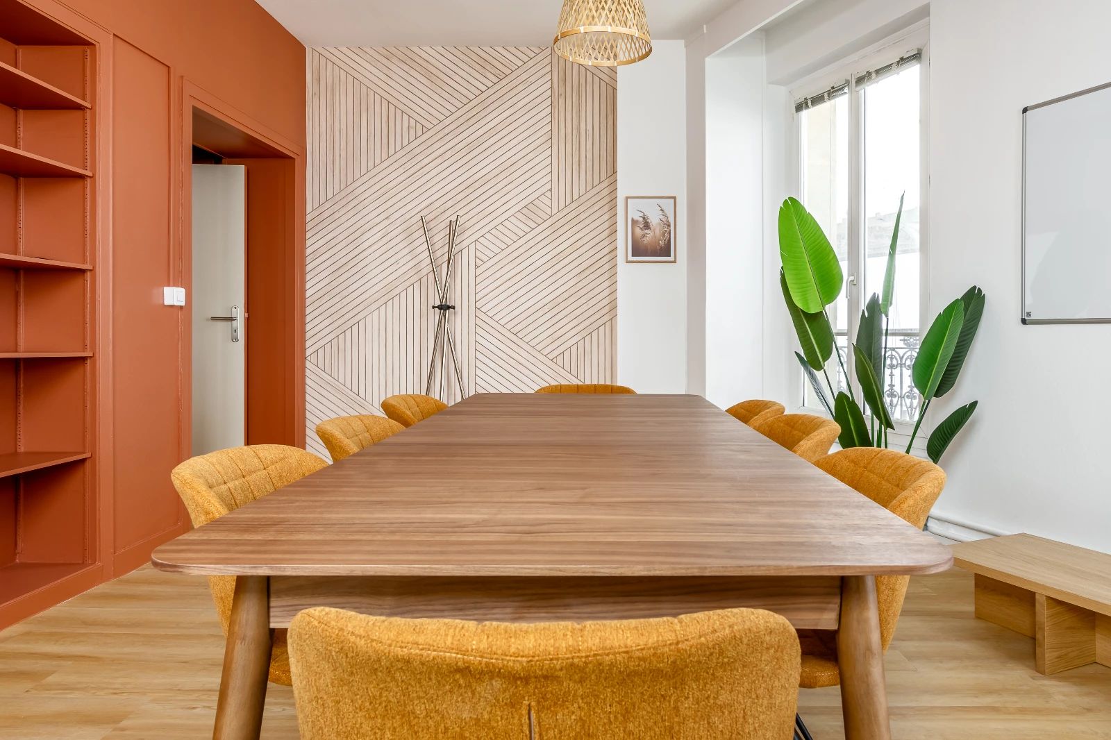 Bureau opéré · 30 à 34 postes · rue d'Argenson, Paris 8e — photo 6/11