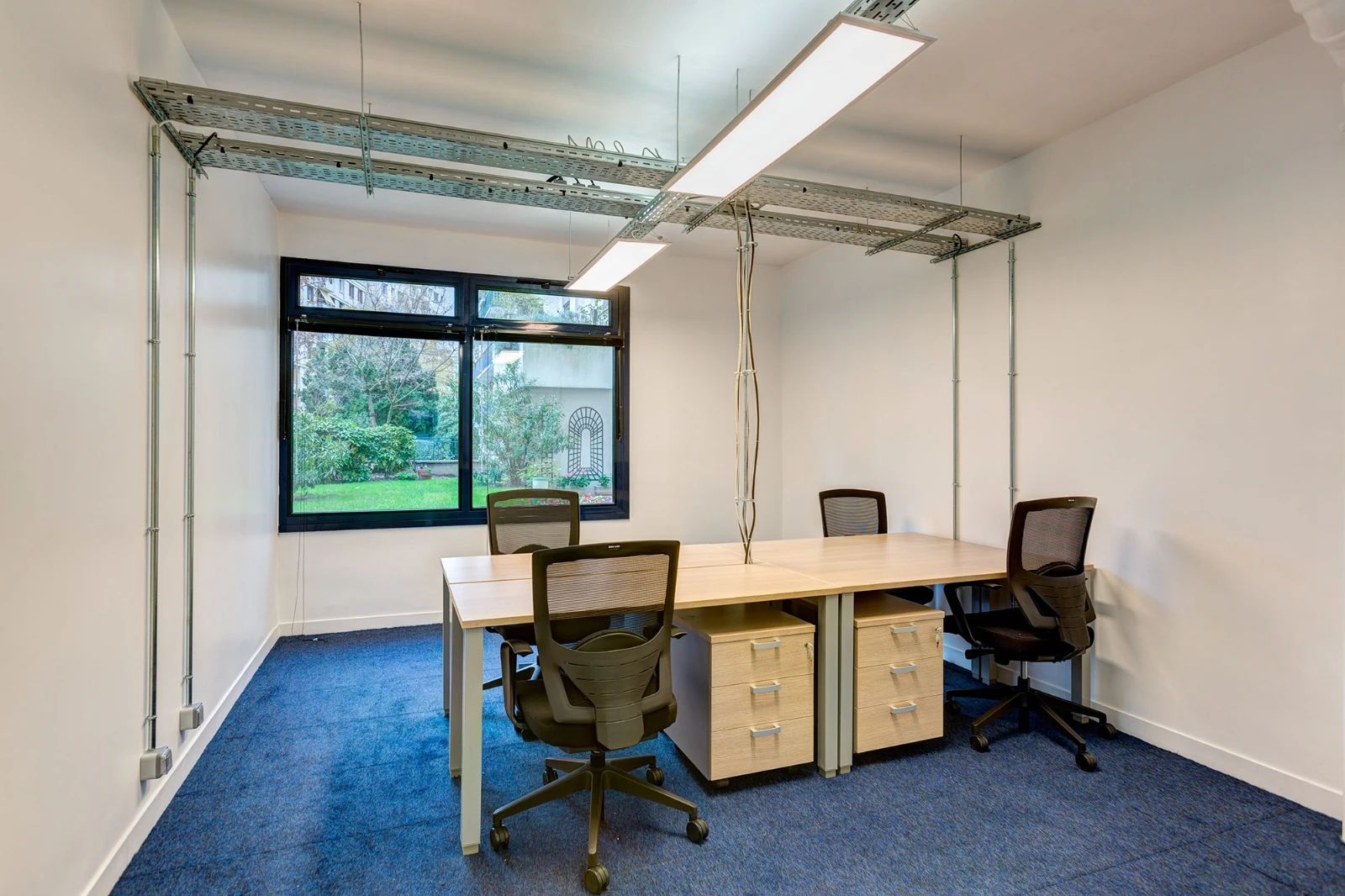Coworking · 30 postes · rue des Cévennes, Paris 15e — photo 4/8