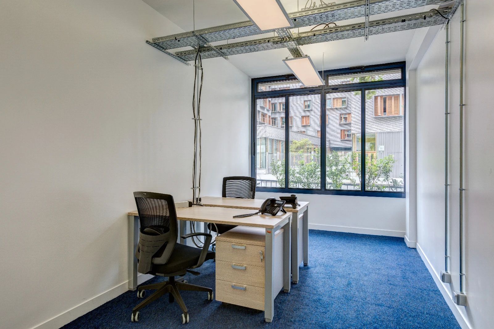 Coworking · 30 postes · rue des Cévennes, Paris 15e — photo 5/8