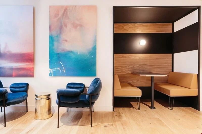 Coworking · 1 à 450 postes · rue des Archives, Paris 3e — photo 4/6