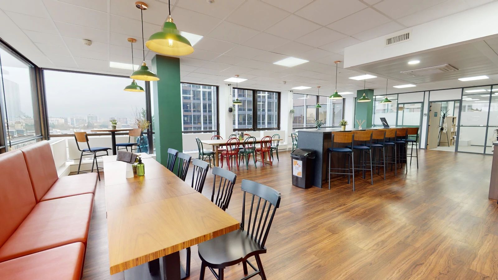 Coworking · 170 postes · rue Royale, Saint-Cloud — photo 11/20