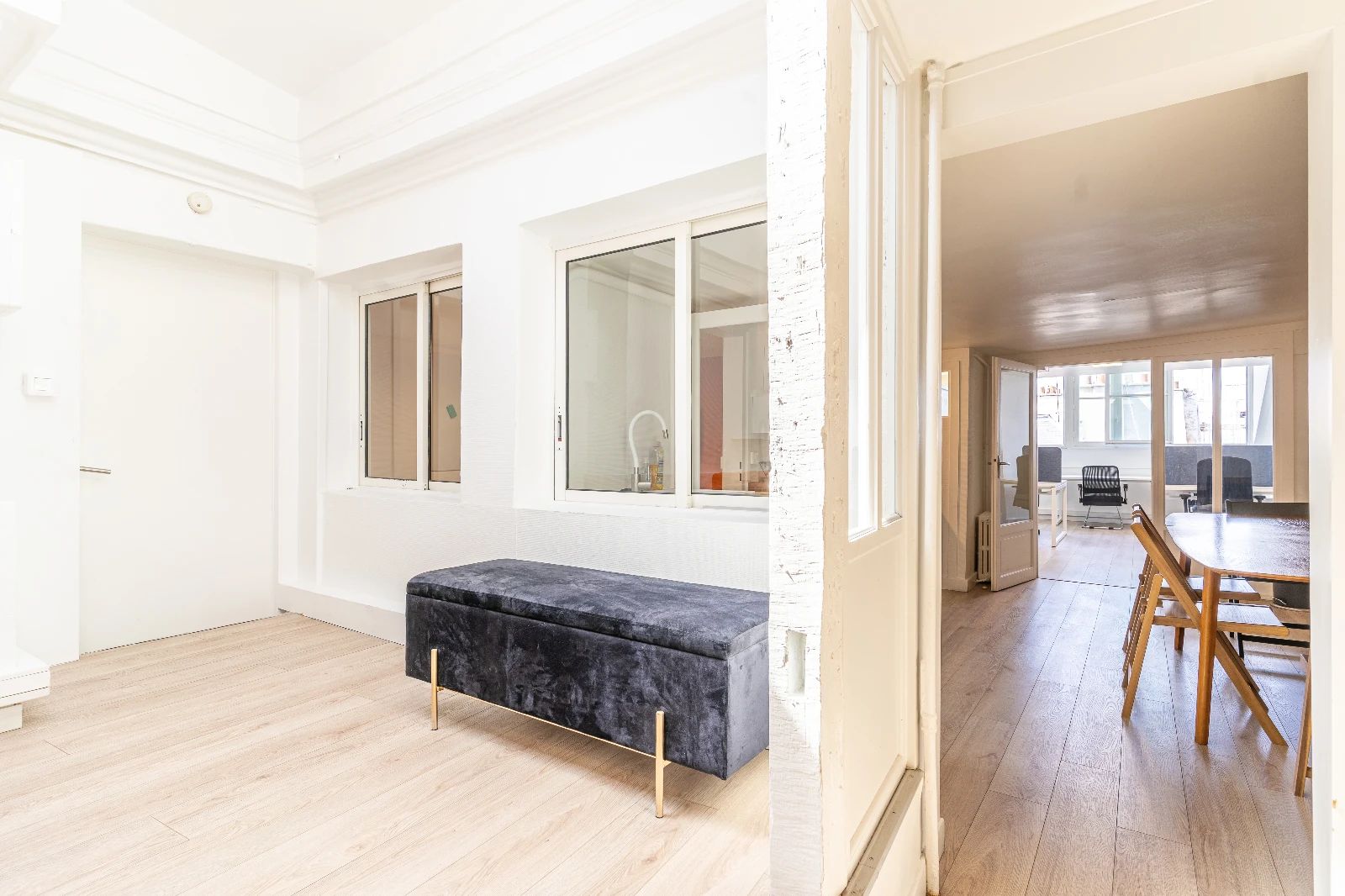 Bureau opéré · 10 à 14 postes · rue Chabanais, Paris 2e — photo 2/9