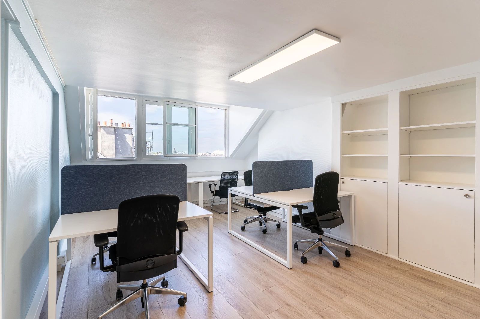 Bureau opéré · 10 à 14 postes · rue Chabanais, Paris 2e — photo 5/9