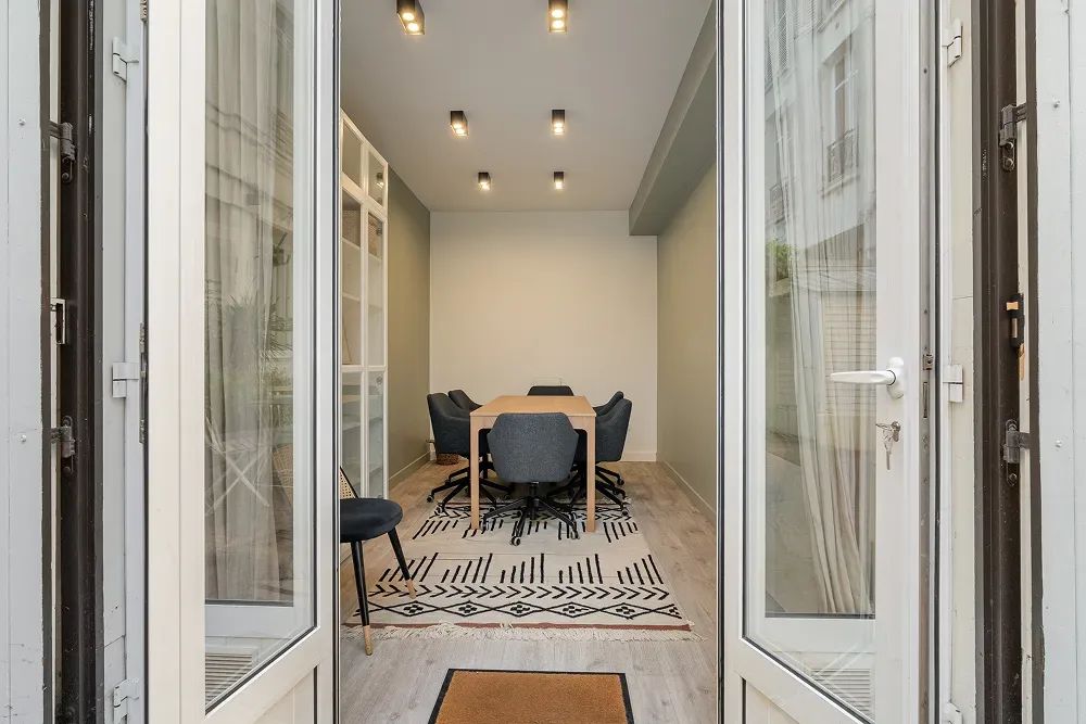 Bureau opéré · 14 à 18 postes · rue Blanche, Paris 9e — photo 4/12