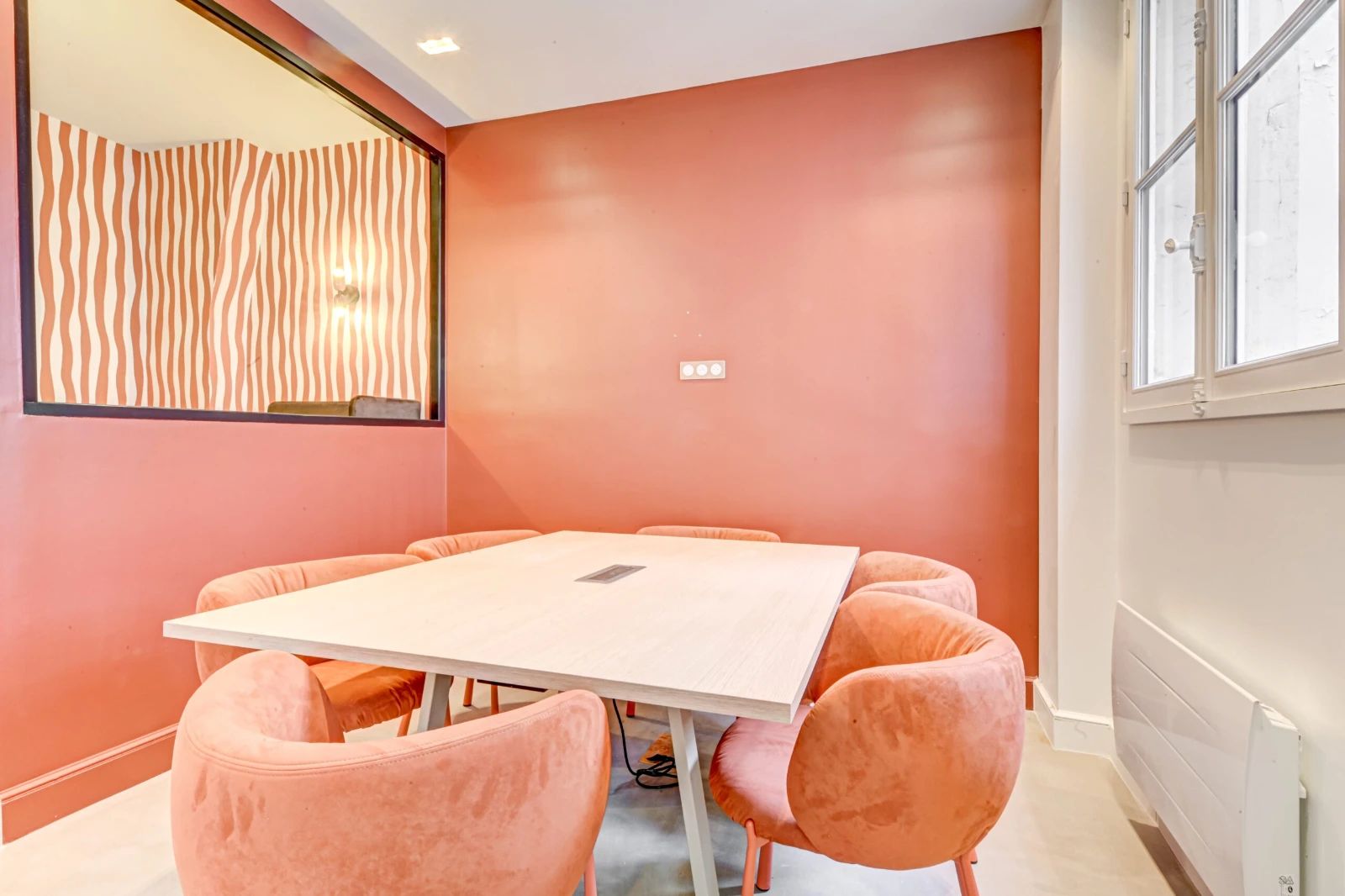 Bureau opéré · 1 à 18 postes · boulevard de Sébastopol, Paris 2e — photo 7/7