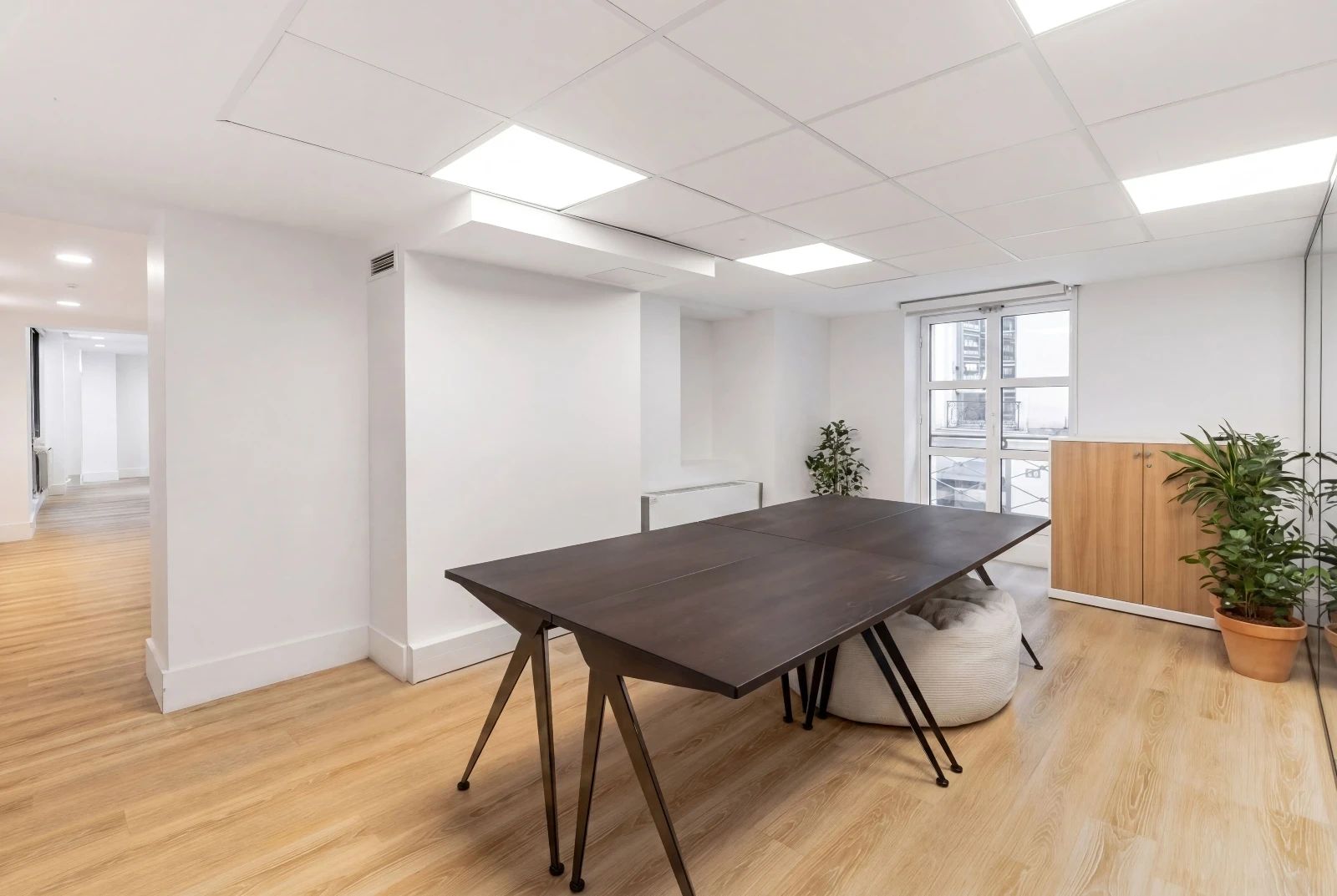 Bureau opéré · 20 à 26 postes · rue du Sentier, Paris 2e — photo 6/7