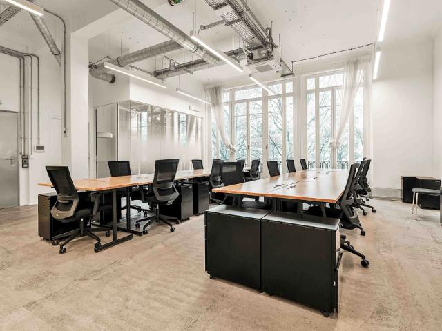 Bureau opéré · 30 à 36 postes · boulevard Jules Ferry, Paris 11e — photo 1/6