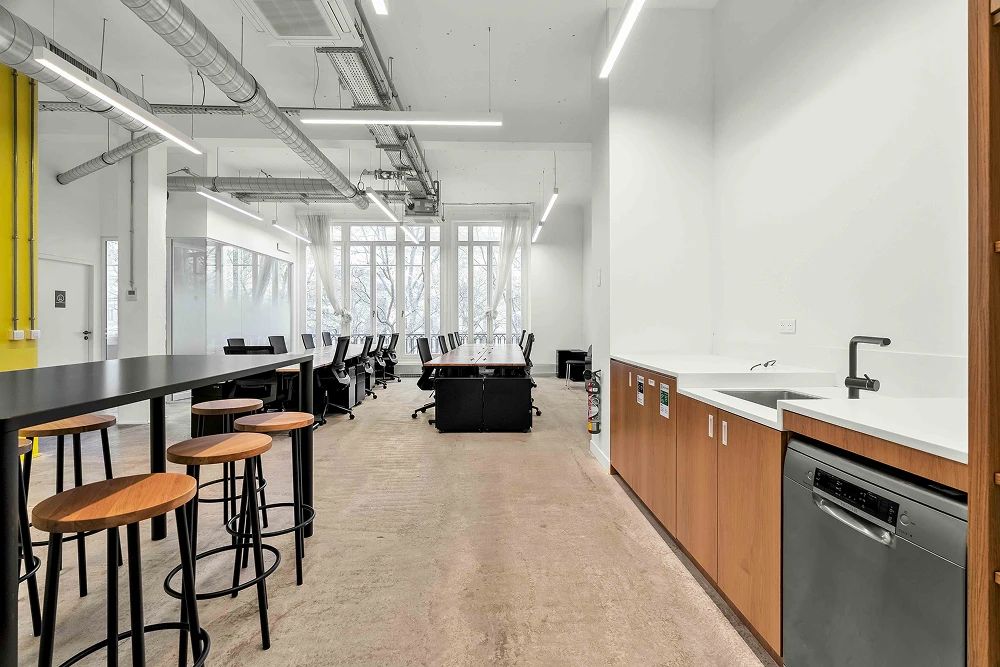 Bureau opéré · 160 à 180 postes · boulevard Jules Ferry, Paris 11e — photo 2/9