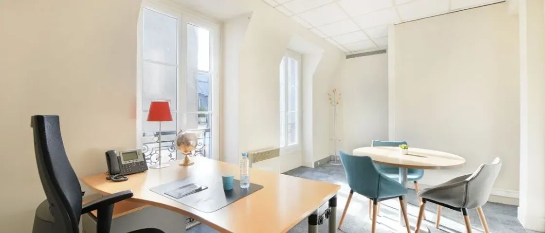 Coworking · 1 poste · boulevard de Sébastopol, Paris 3e — photo 2/3
