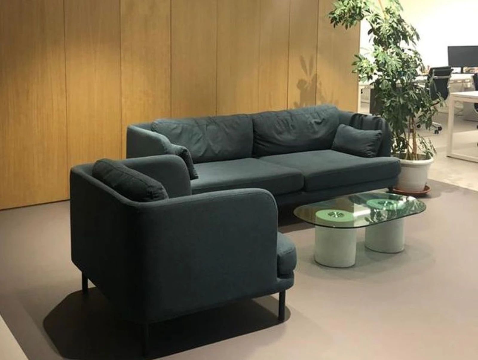 Bureau opéré · 1 à 12 postes · rue Chanzy, Paris 11e — photo 2/5