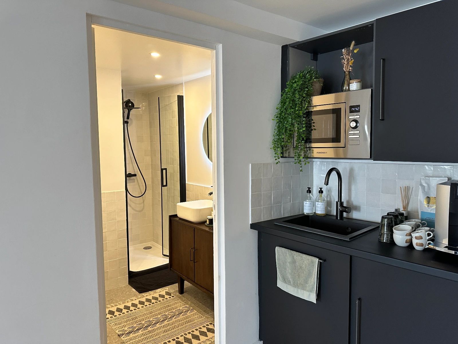Bureau opéré · 6 à 8 postes · rue de Cléry, Paris 2e — photo 2/6