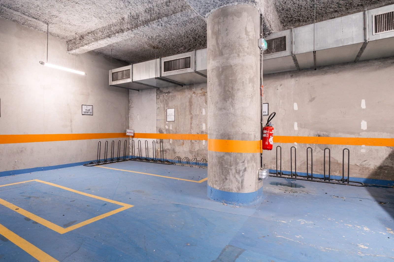 Bureau opéré · 1 à 124 postes · rue des Pyrénées, Paris 20e — photo 10/12