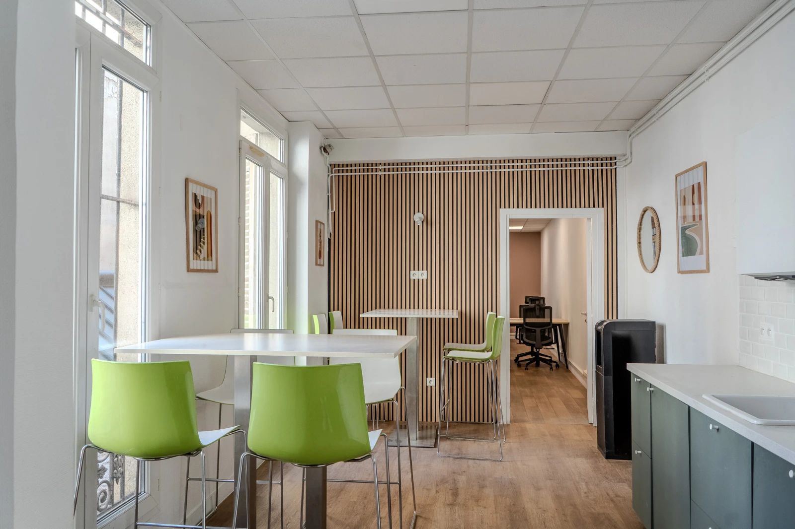 18 rue du Faubourg Saint-Martin, bureau flexible à 75010 Paris — photo 1/6